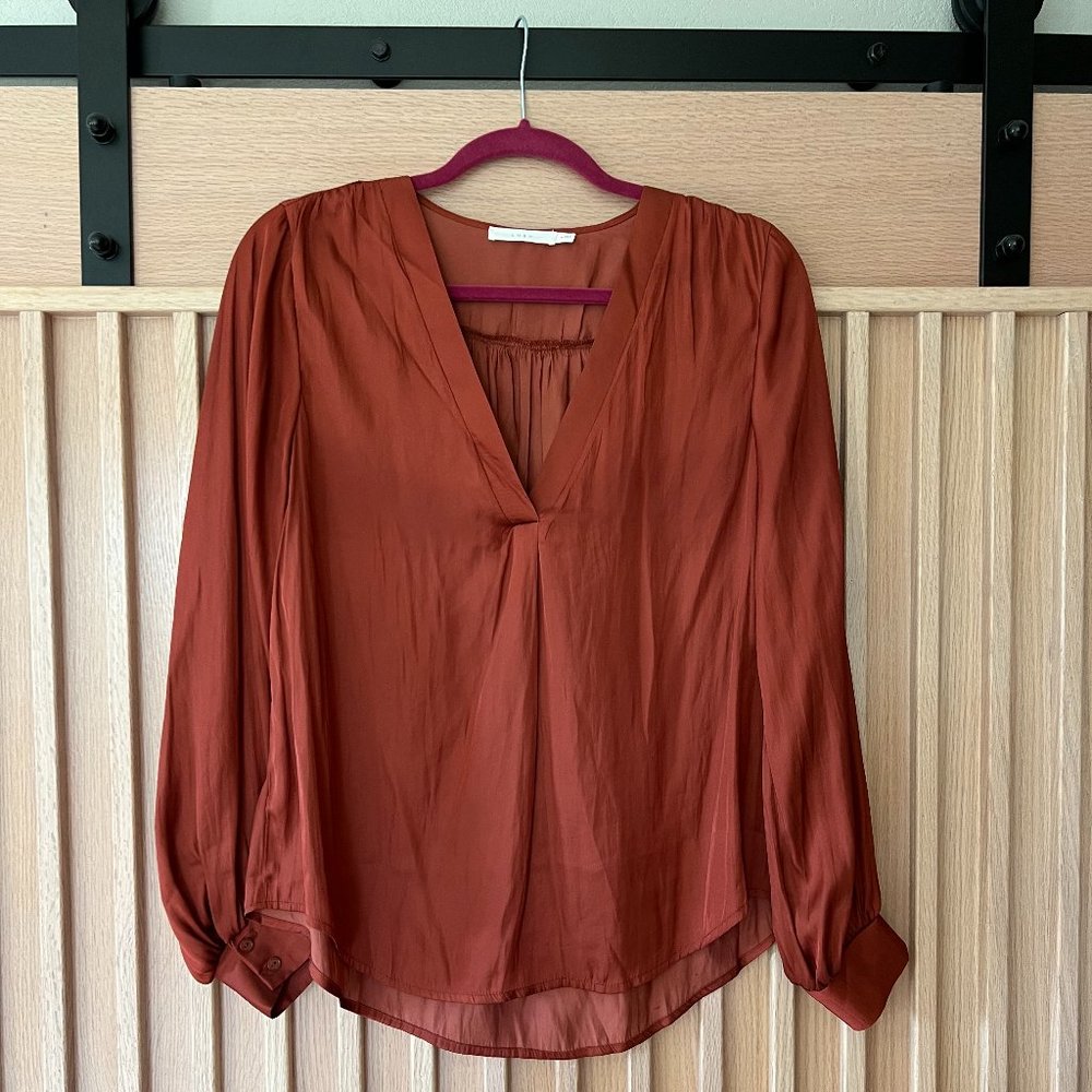 Lush Rusty Brown Long Sleeve Overhead V-Neck Relaxed Fit Blouse, Size M